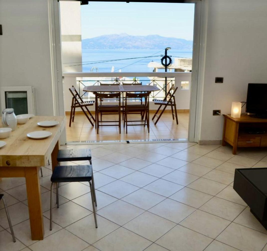 Andi Apartment Sarandë Exteriör bild